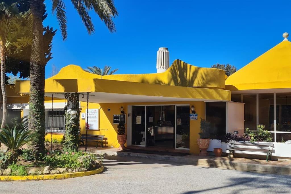 Luxe Studio Met Ruim Terras, Vlak Aan Zee! Sitio de Calahonda Eksteriør bilde