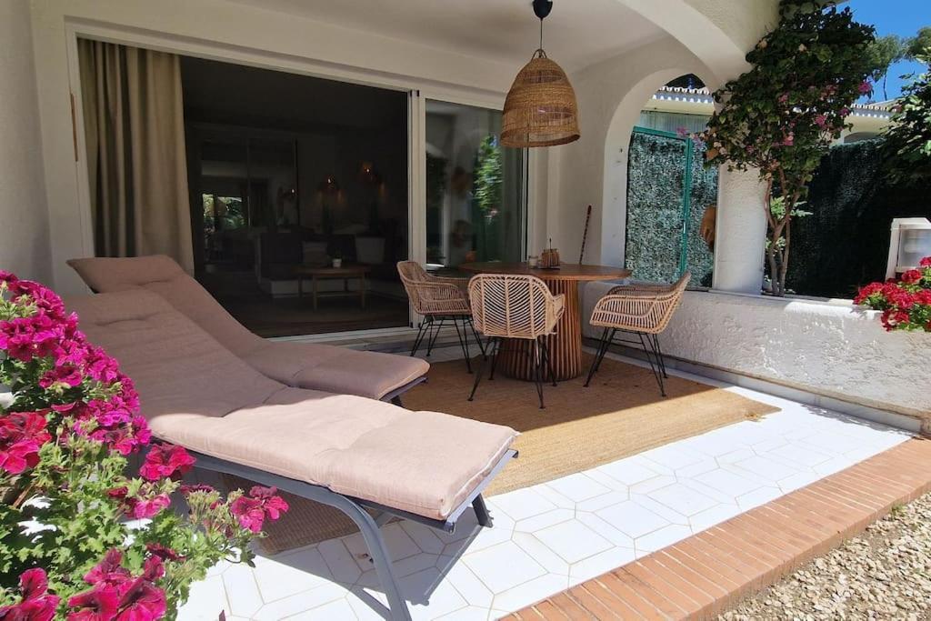 Luxe Studio Met Ruim Terras, Vlak Aan Zee! Sitio de Calahonda Eksteriør bilde